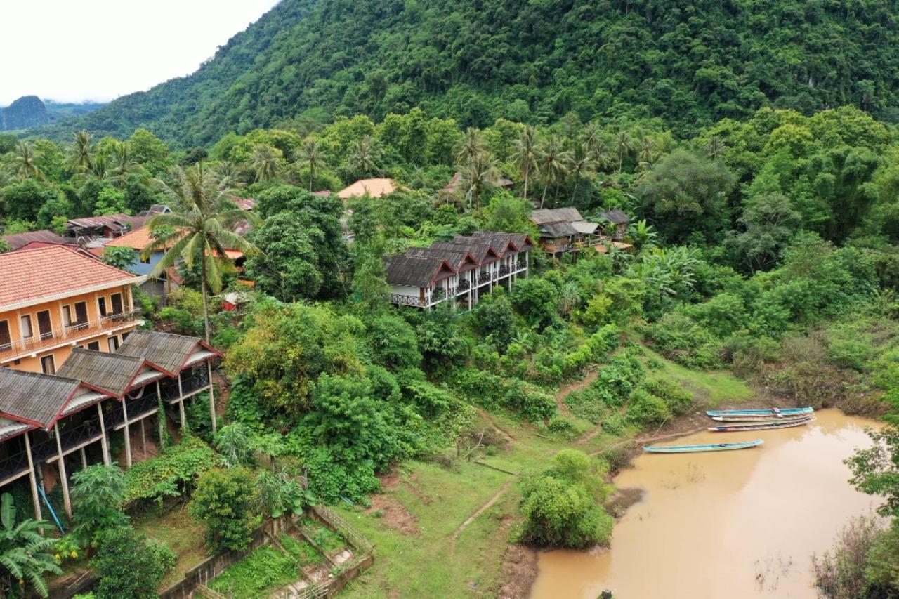 Pdv Guesthouse Muang Ngoi Eksteriør bilde