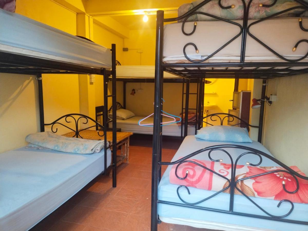 Pdv Guesthouse Muang Ngoi Eksteriør bilde