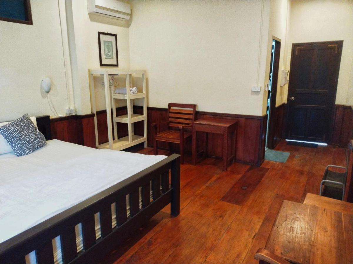 Pdv Guesthouse Muang Ngoi Eksteriør bilde