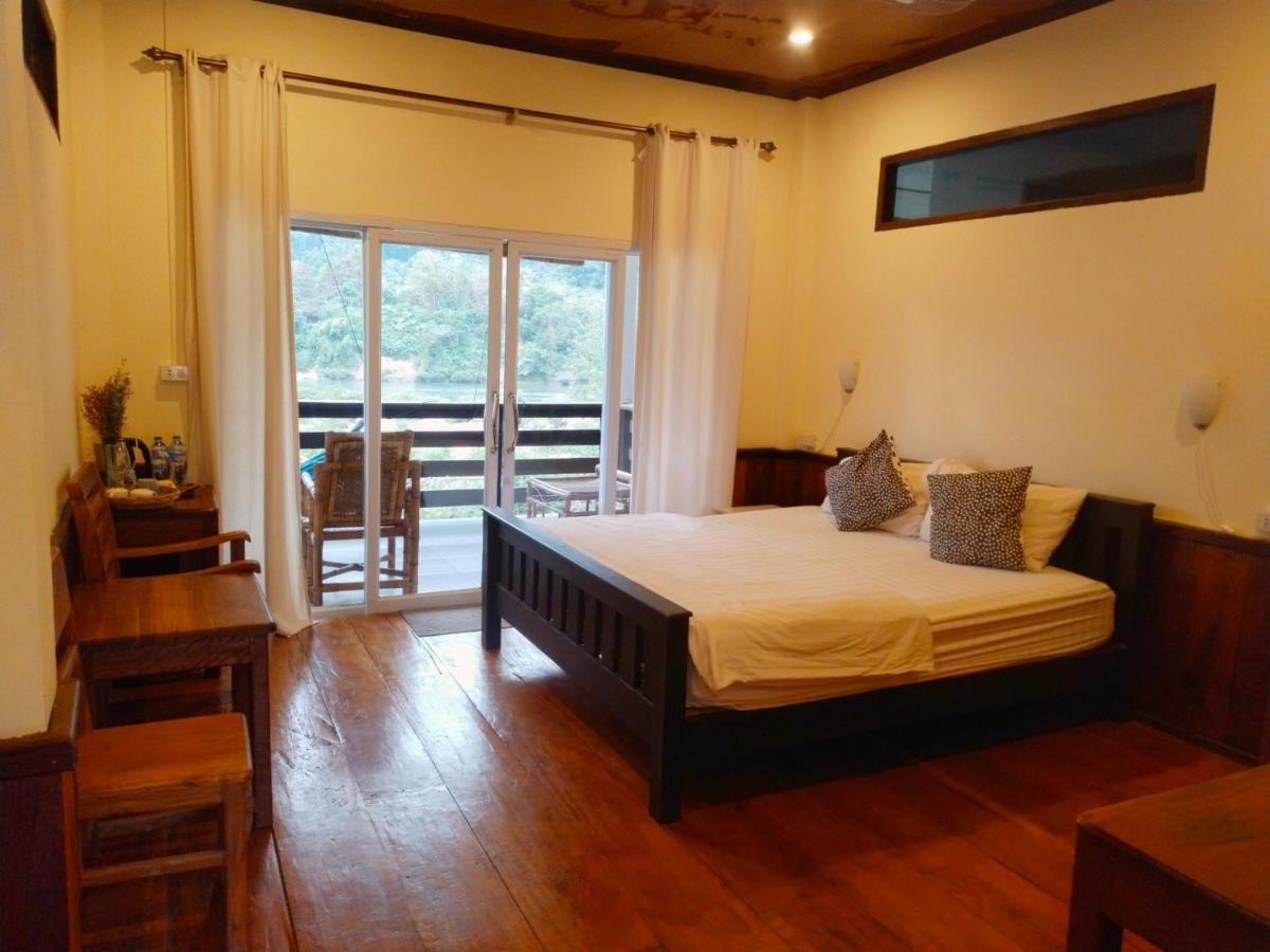 Pdv Guesthouse Muang Ngoi Eksteriør bilde