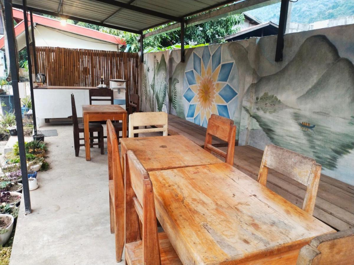 Pdv Guesthouse Muang Ngoi Eksteriør bilde